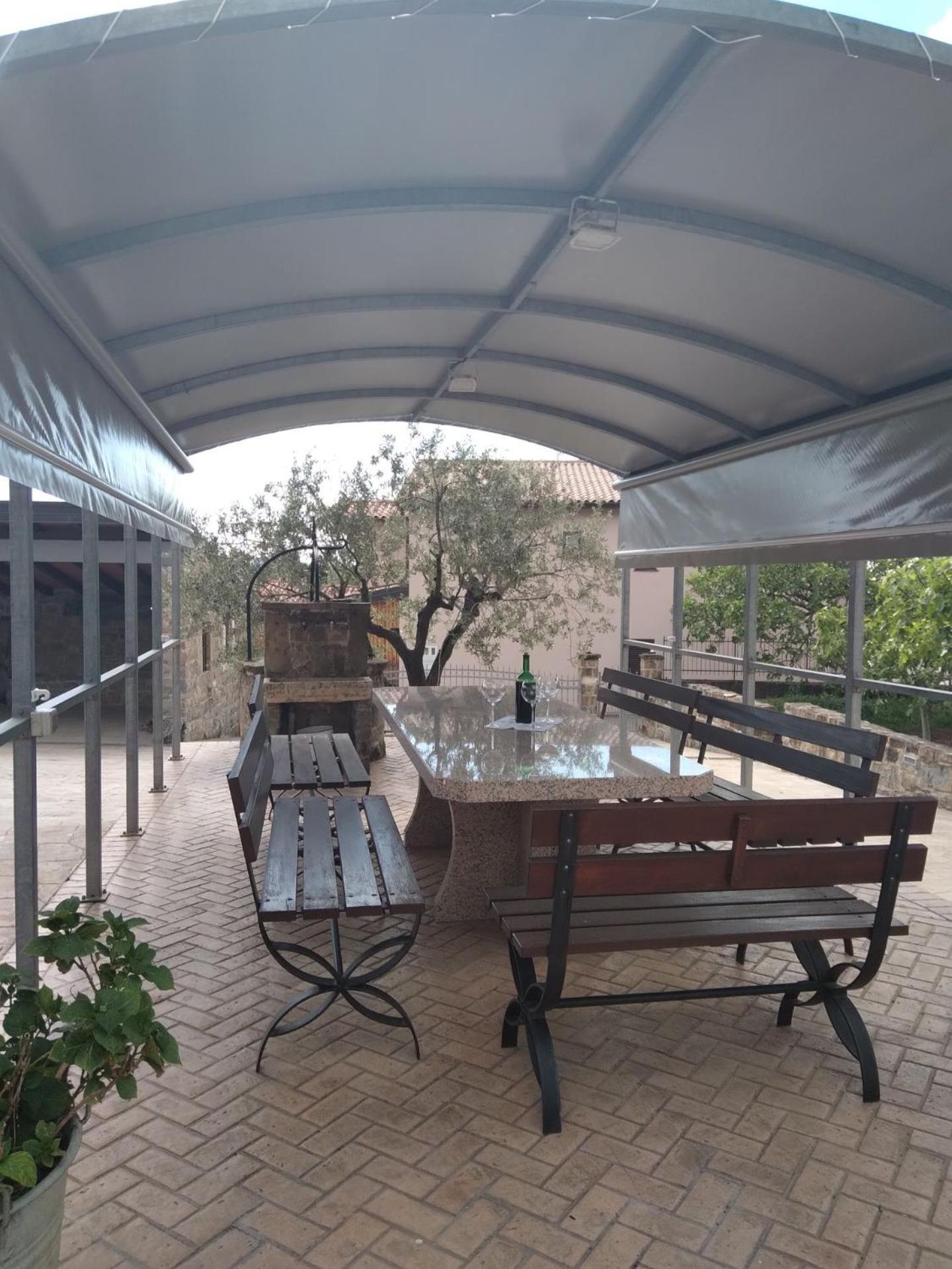 Tourist Farm With Apartments Fig Tree Dekani Zewnętrze zdjęcie